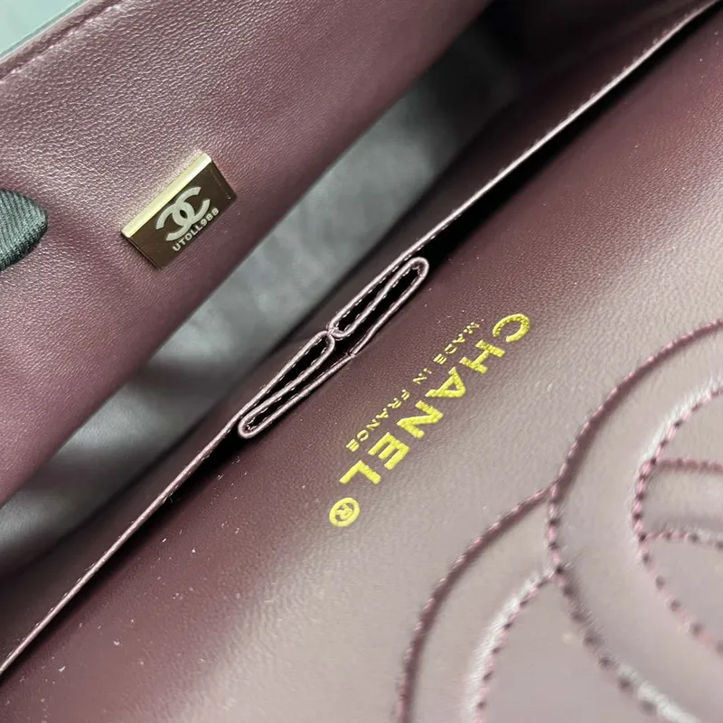 Chanel A01112 Flap Classic Handbag Grained Calfskin & Gold Tone Metal Black