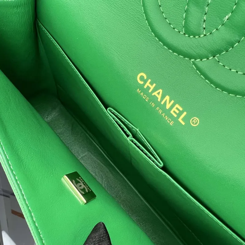 Chanel A01112 Flap Classic 11.12 Handbag Grained Calfskin & Gold Tone Metal Kelly Green