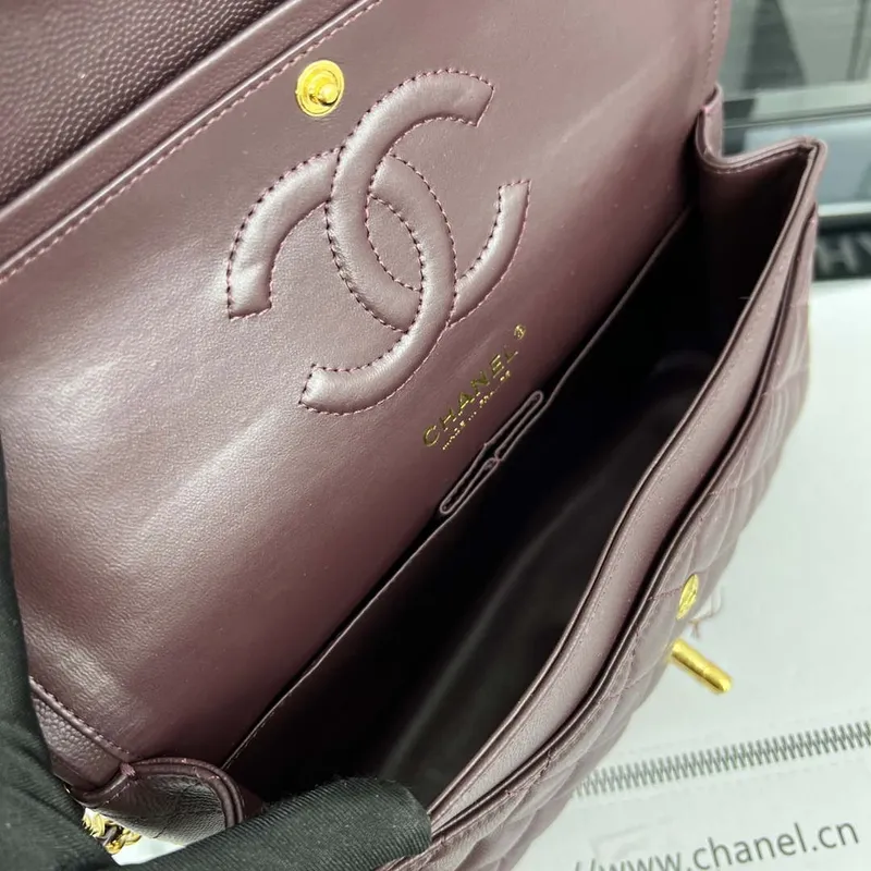 Chanel A01112 Flap Classic 11.12 Handbag Grained Calfskin & Gold Tone Metal wine Red