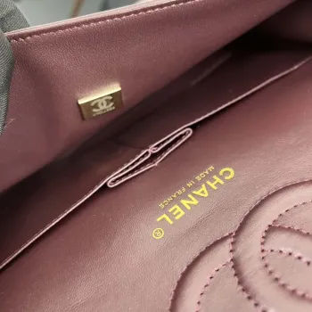 Chanel A01112 Flap Classic 11.12 Handbag Grained Calfskin & Gold Tone Metal wine Red