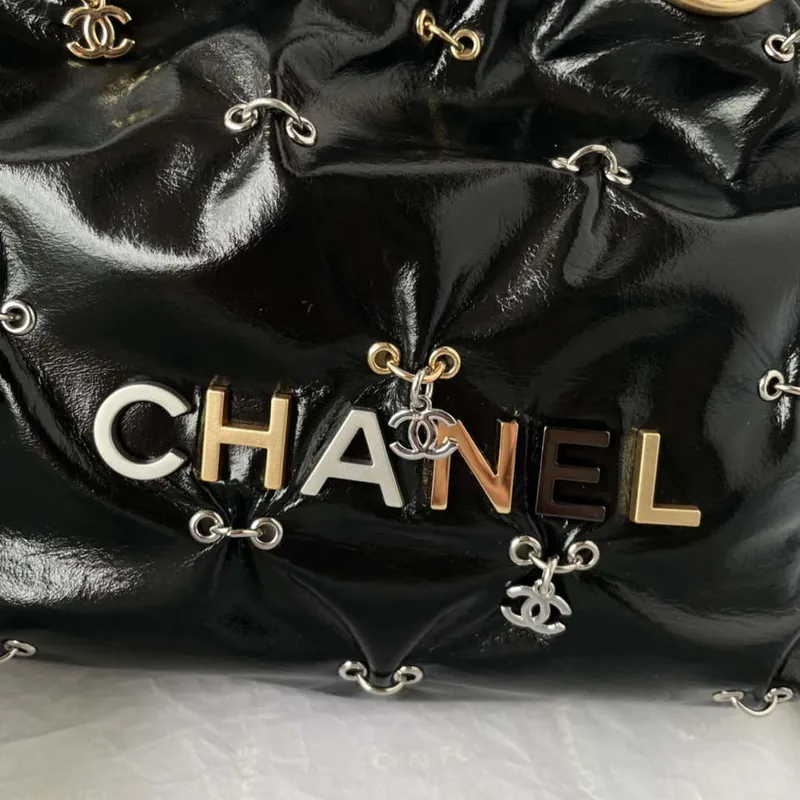Chanel 22 Mini Handbag AS3980 Shiny Calfskin & Gold Tone Metal with jewelry