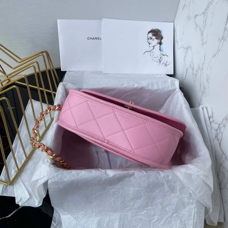 Chanel Messenger Bag Calfskin & Gold Tone Metal AS4845 Pink Lambskin