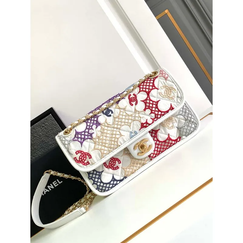 Chanel AS4773 Flap bag Lace Patchwork & Gold Tone Metal White & Multicolor