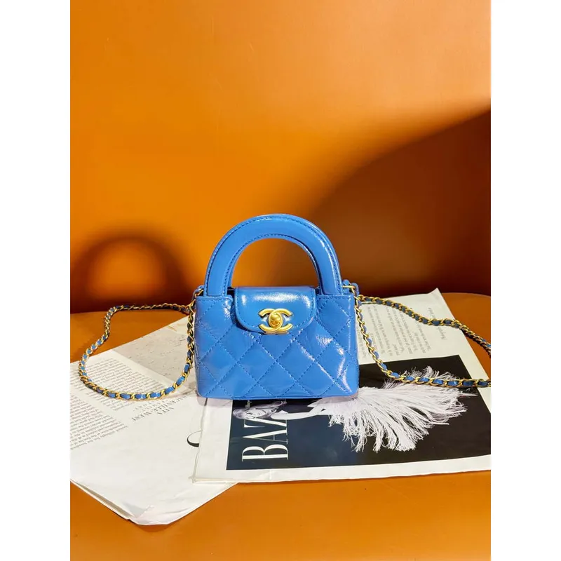 Chanel AP3435 Shiny Aged calfskin & gold tone metal blue