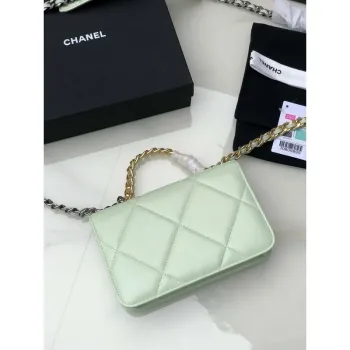 Chanel AP0957 19 Wallet on Chain Woc Shiny Lambskin Green