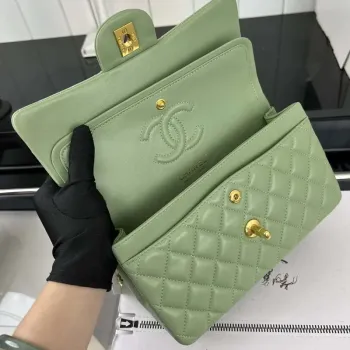 Chanel A01117 Flap Handbag Classic Bag Green Lambskin