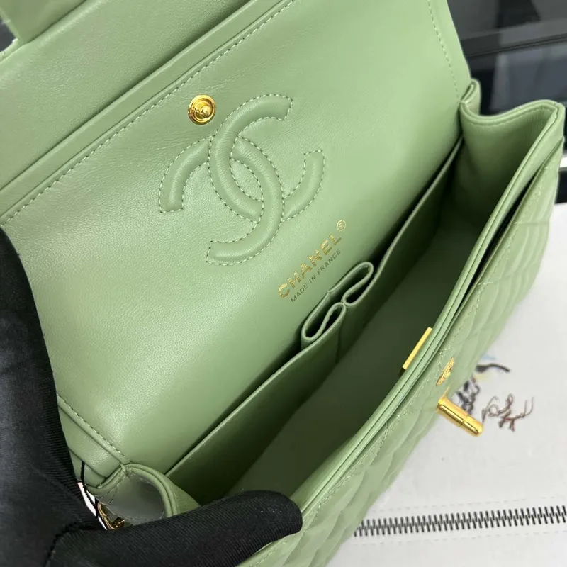 Chanel A01117 Flap Handbag Classic Bag Green Lambskin