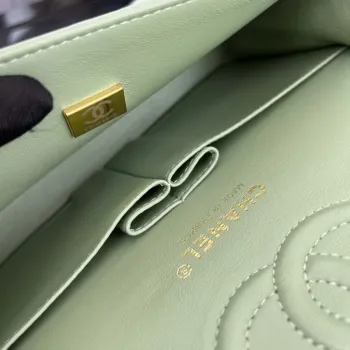 Chanel A01117 Flap Handbag Classic Bag Green Lambskin