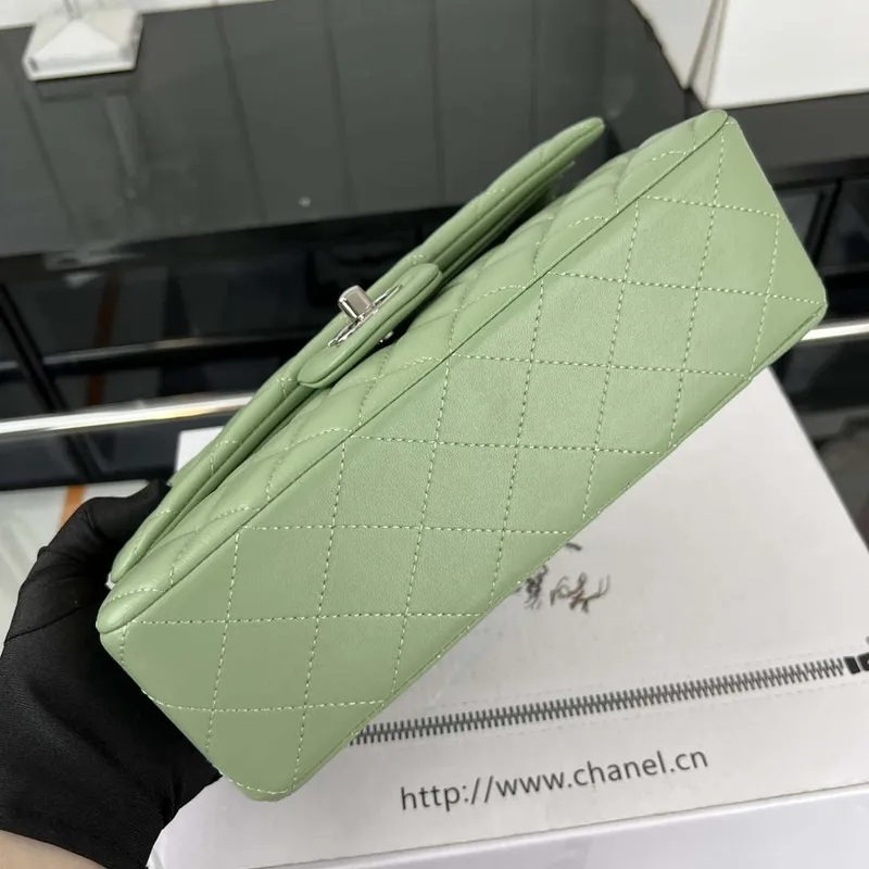 Chanel A01117 Flap Handbag Classic Bag Green Lambskin