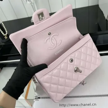 Chanel A01117 Flap Handbag Classic Bag Light Pink Lambskin