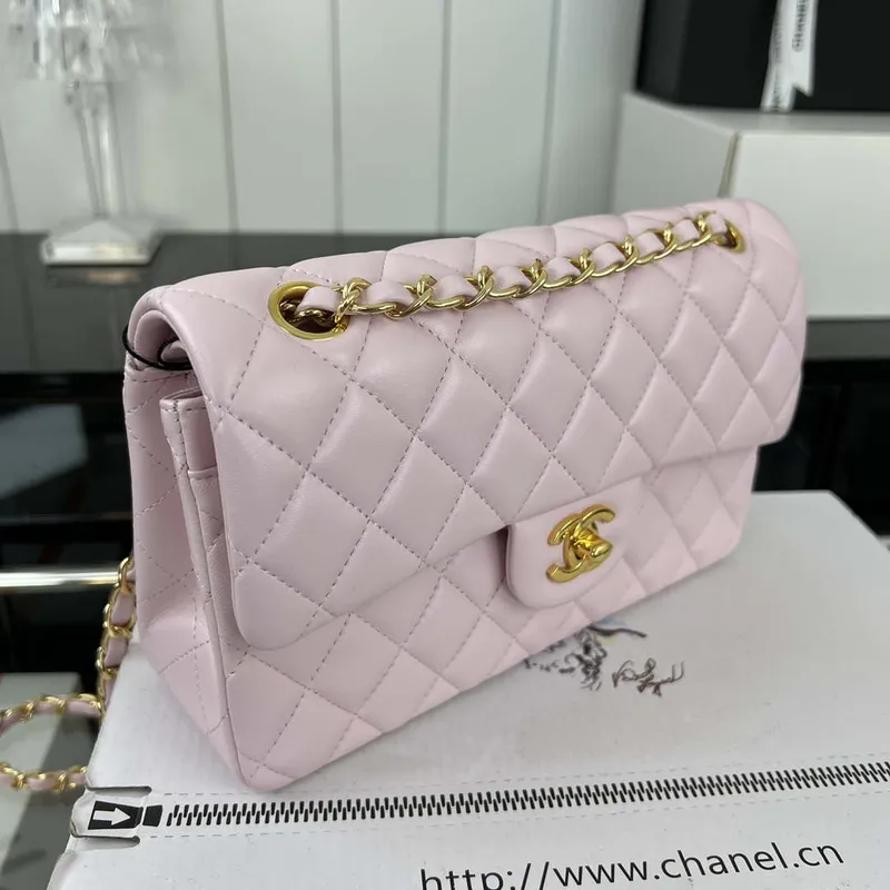 Chanel A01117 Flap Handbag Classic Bag Light Pink Lambskin