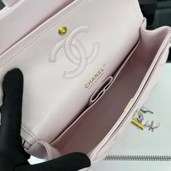 Chanel A01117 Flap Handbag Classic Bag Light Pink Lambskin