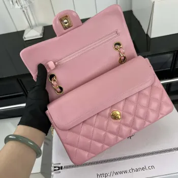 Chanel A01117 Flap Handbag Classic Bag Pink Lambskin