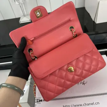 Chanel A01117 Flap Handbag Classic Bag Red Lambskin