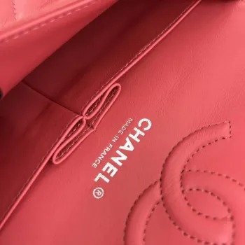 Chanel A01117 Flap Handbag Classic Bag Red Lambskin