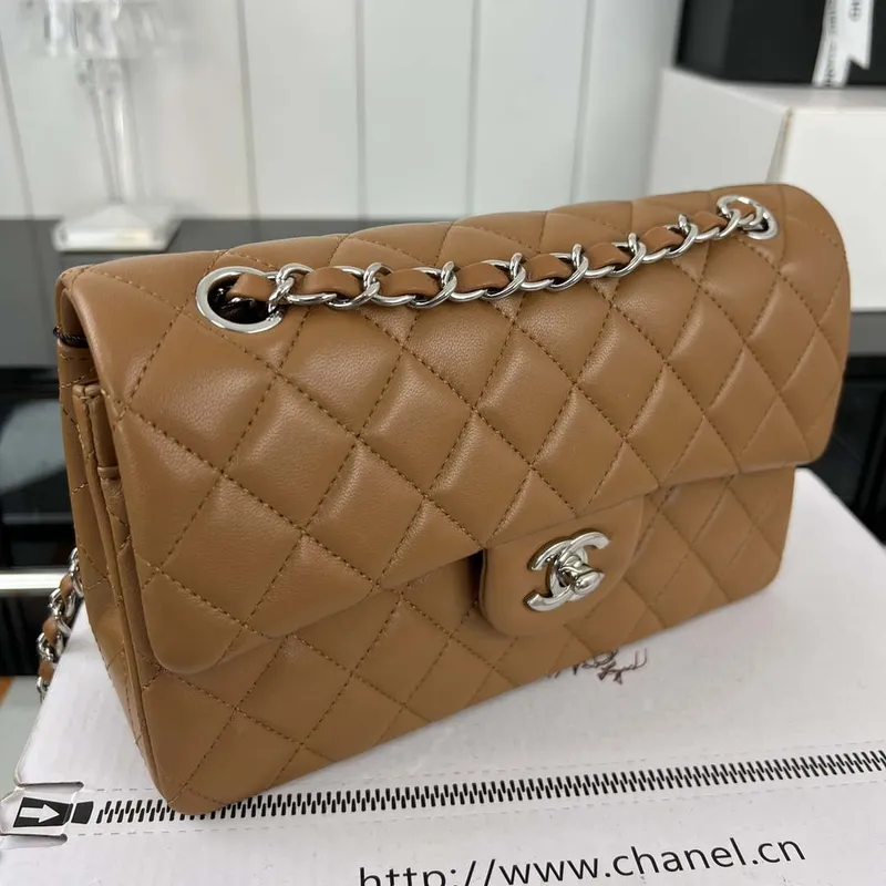 Chanel A01117 Flap Handbag Classic Bag Brown Lambskin