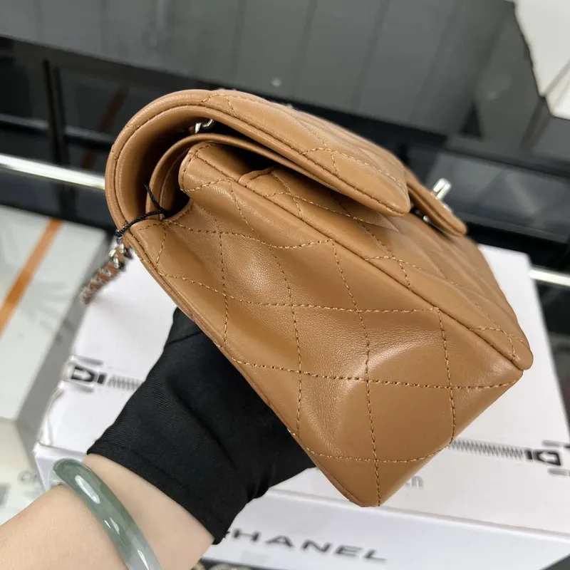 Chanel A01117 Flap Handbag Classic Bag Brown Lambskin