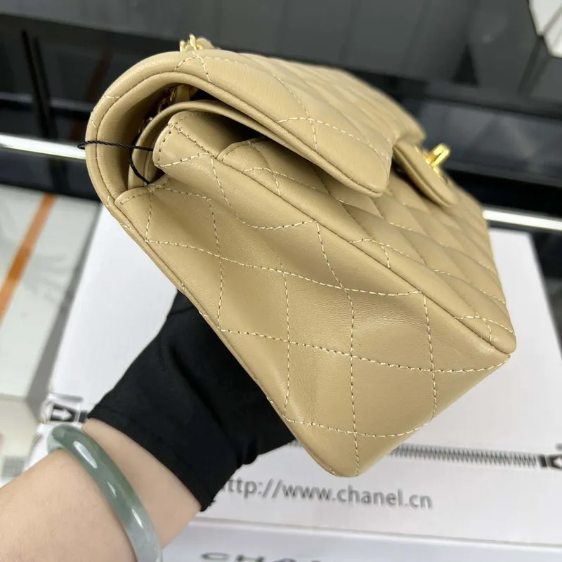Chanel A01117 Flap Handbag Classic Bag Apricot Lambskin
