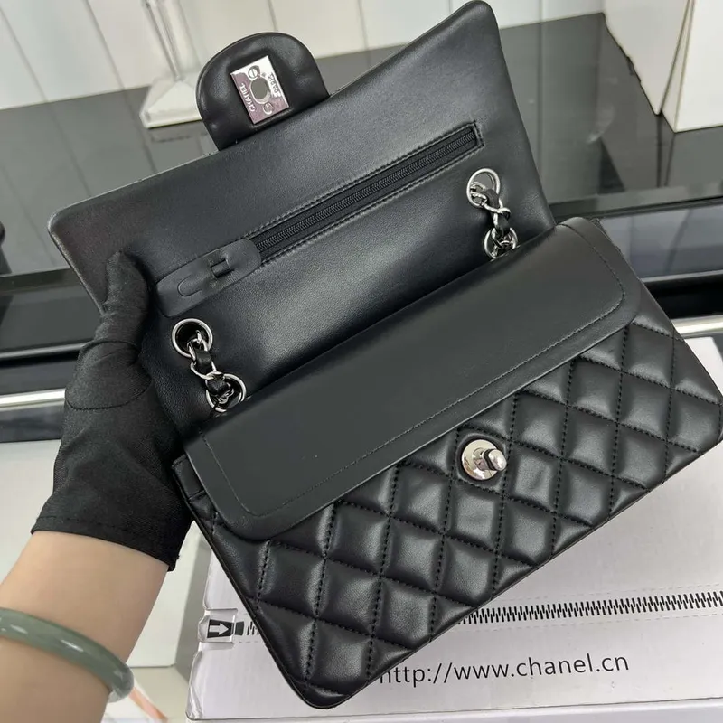 Chanel A01117 Flap Handbag Classic Bag Black Lambskin