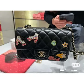 Chanel 24C AS1116 Small Flap bag Lambskin A69900 Black
