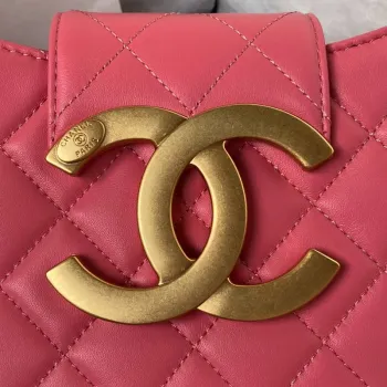 Chanel AS4610 Messenger bag Lambskin Red