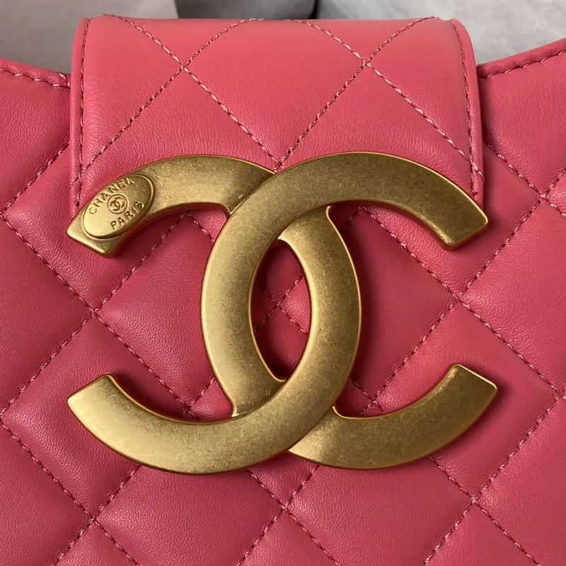 Chanel AS4610 Messenger bag Lambskin Red