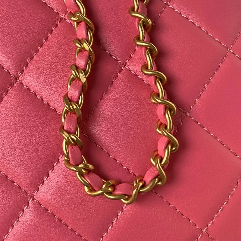 Chanel AS4610 Messenger bag Lambskin Red