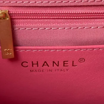 Chanel AS4610 Messenger bag Lambskin Red