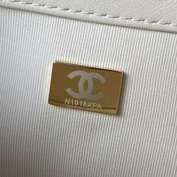 Chanel AS4609 Small Messenger bag Lambskin White