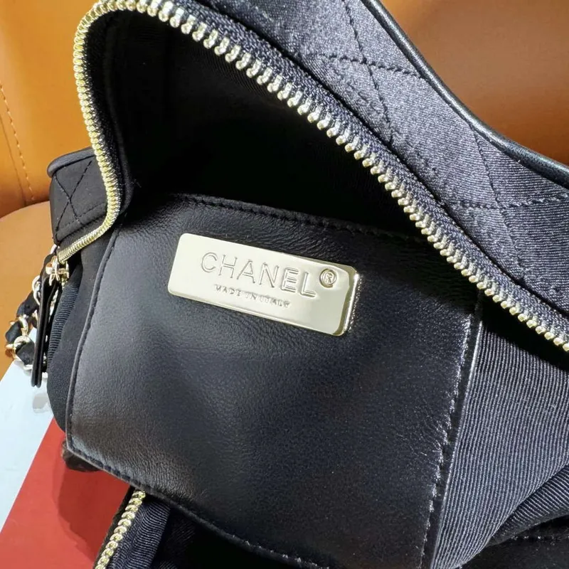 Chanel AS4579 Star Handbag Satin & gold tone metal Black