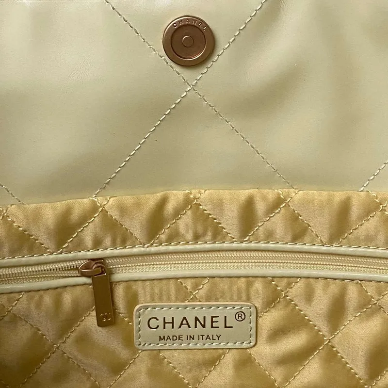 Chanel 22 Bag AS4486 Handbag Shiny Calfskin Yellow With Gold
