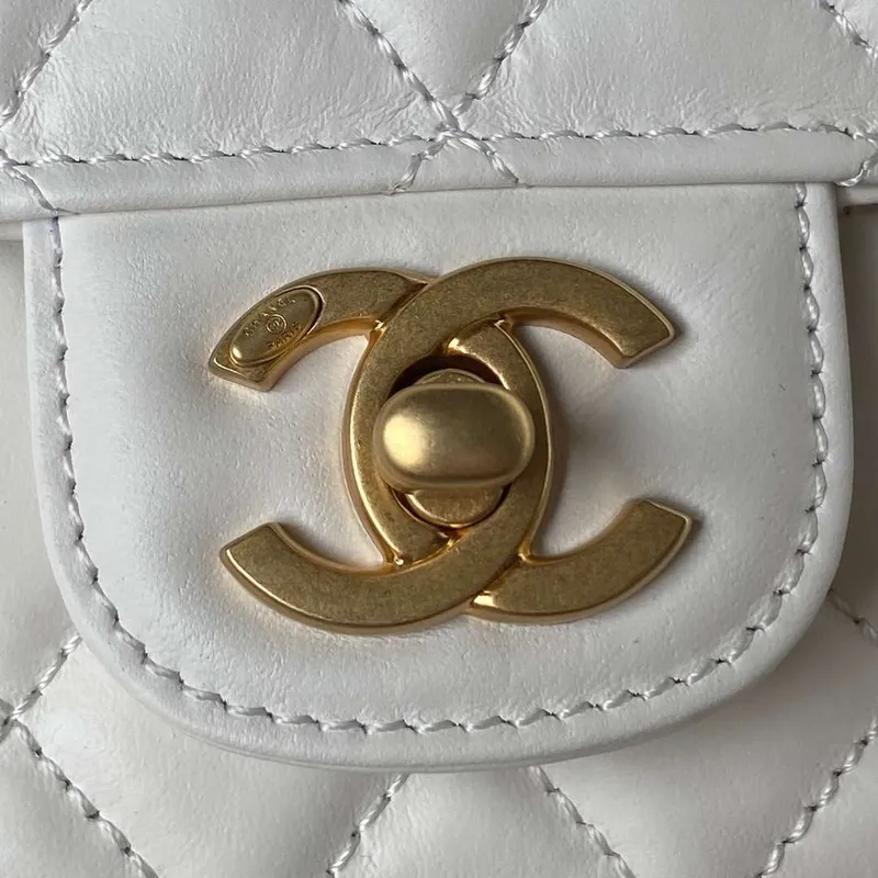 Chanel AS4051 Flap Bag Lambskin Gold Metal White
