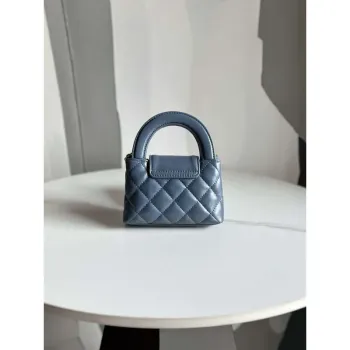 Chanel AP3435 Shiny Aged calfskin & gold tone metal Navy Blue