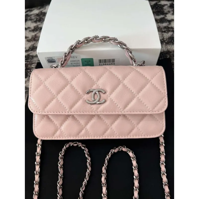 Chanel AP3566 Clutch with Chain Pink Shiny Crumpled Calfskin Strass & Ruthenium Finish Metal