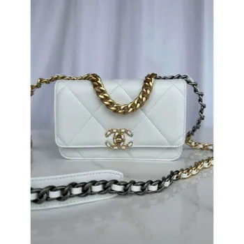 Chanel AP3267 19 Wallet on Chain Woc Shiny Lambskin White