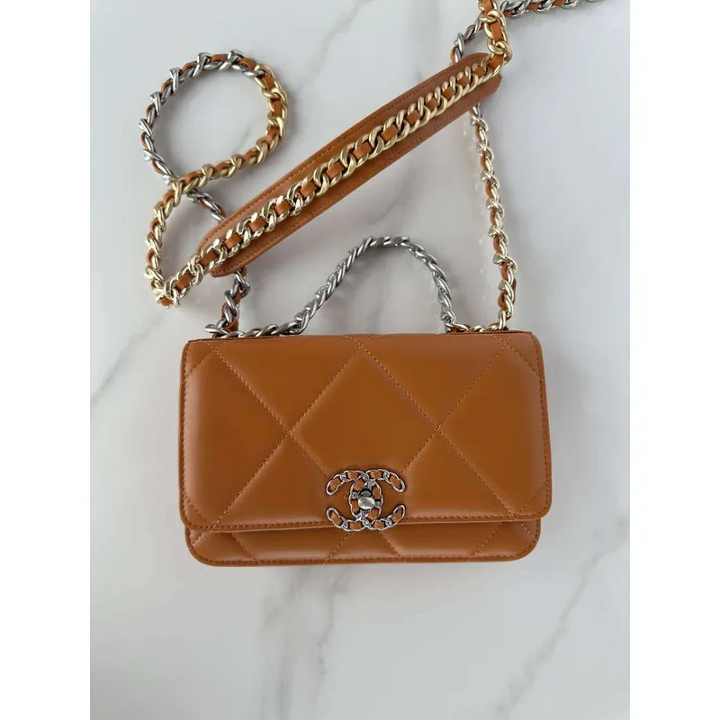 Chanel AP3267 19 Wallet on Chain Woc Shiny Lambskin Brown