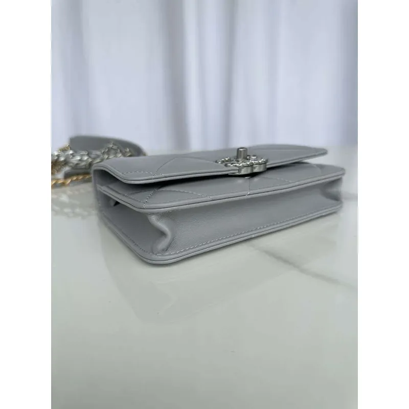 Chanel AP3267 19 Wallet on Chain Woc Shiny Lambskin Gray