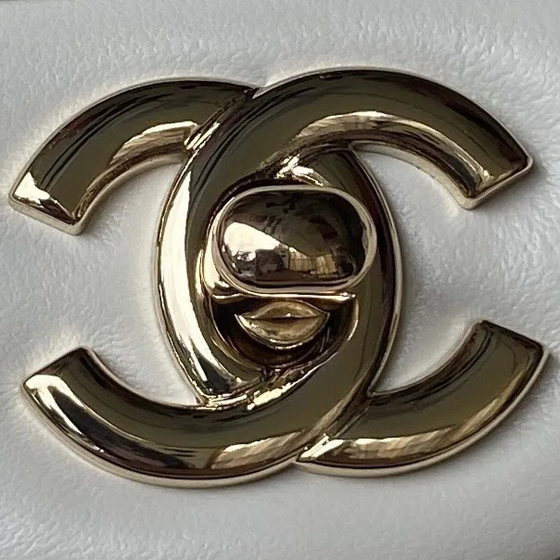 Chanel 23K AS2431 Mini flap Lambskin bag with top handle Whtie