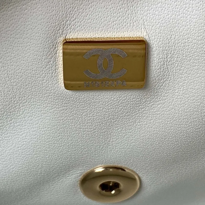 Chanel 23K AS2431 Mini flap Lambskin bag with top handle Whtie