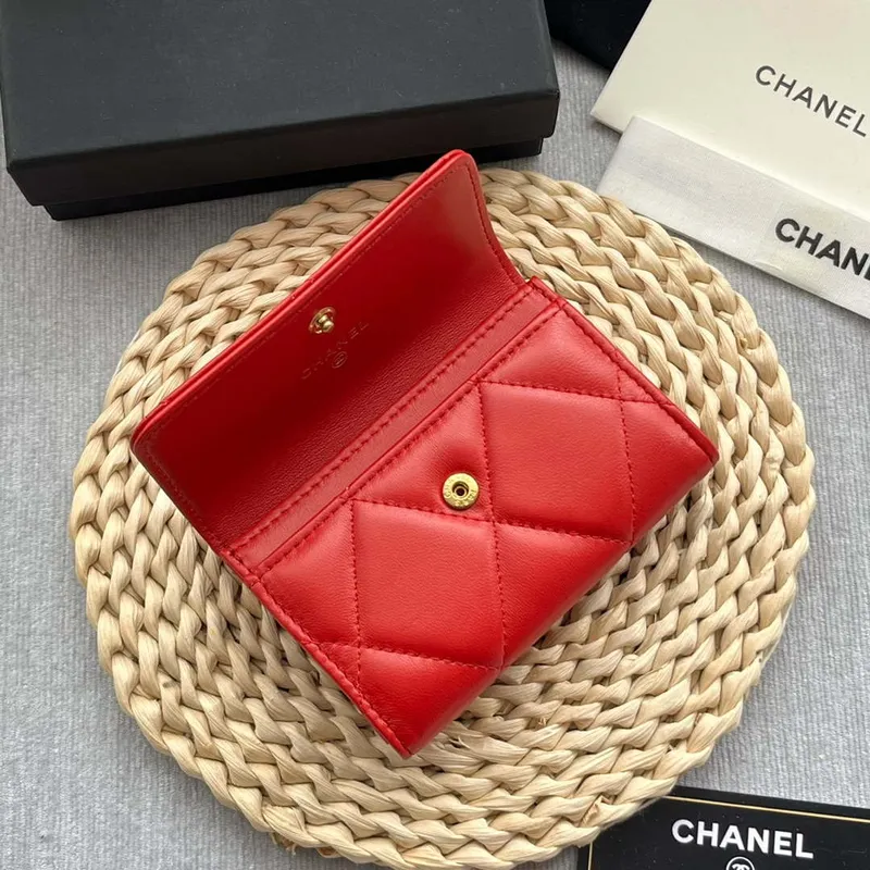 Chanel AP1790 19 flap Card Holder shiny lambskin gold tone ruthenium finish metal Red