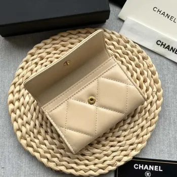 Chanel AP1790 19 flap Card Holder shiny lambskin gold tone ruthenium finish metal Beige