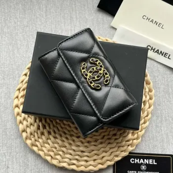 Chanel AP1790 19 flap Card Holder shiny lambskin gold tone ruthenium finish metal Black