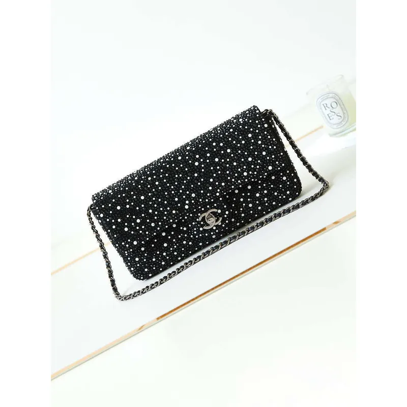 Chanel AS4372 Clutch Bag Strass Crystal Pearls & Ruthenium Finish Metal
