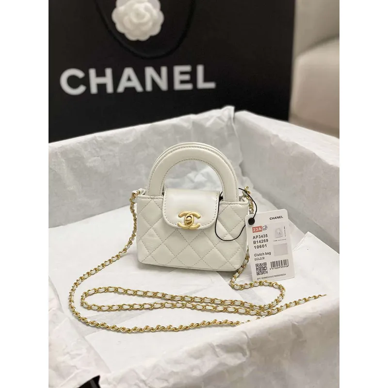 Chanel AP3435 Shiny aged calfskin & gold tone metal White