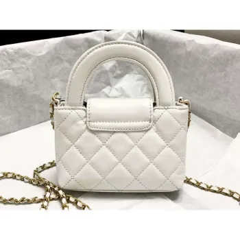Chanel AP3435 Shiny aged calfskin & gold tone metal White