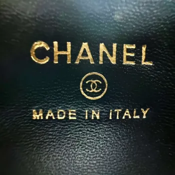 Chanel AP3435 Shiny aged calfskin & gold tone metal Black