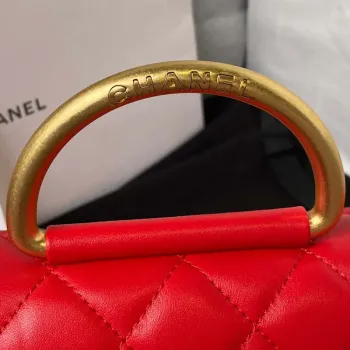 Chanel AP3484 CLUTCH WITH CHAIN Shiny Lambskin & Gold Tone Metal Red