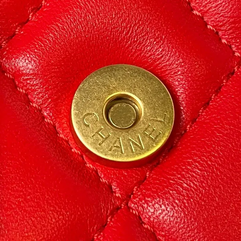 Chanel AP3484 CLUTCH WITH CHAIN Shiny Lambskin & Gold Tone Metal Red