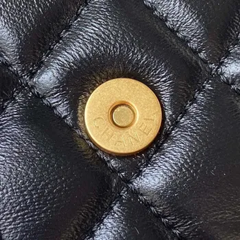 Chanel AP3485 Clutch With Chain Shiny Lambskin & Gold Tone Metal Black