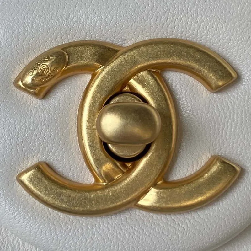 Chanel AS4231 Small Flap Bag Lambskin White